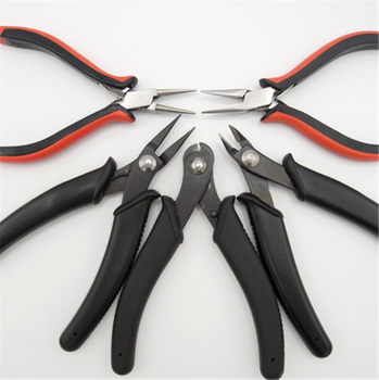 5 Major Types of Pliers and Their Uses